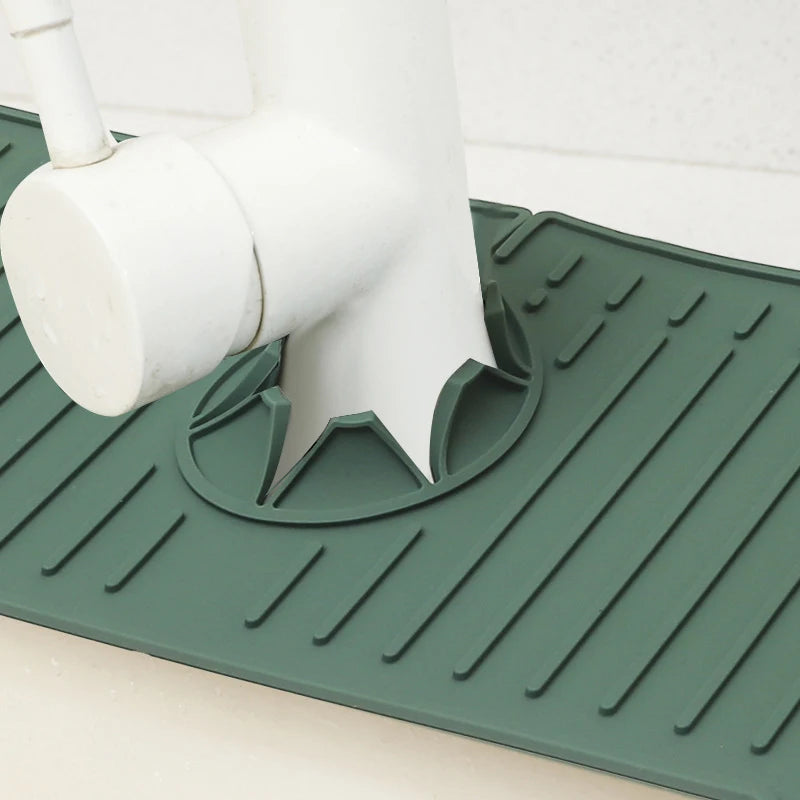 Faucet Splash Pad Silicone Sink Faucet Splash Guard Mat Sponge Drain Anti Slip Rack for Bathroom