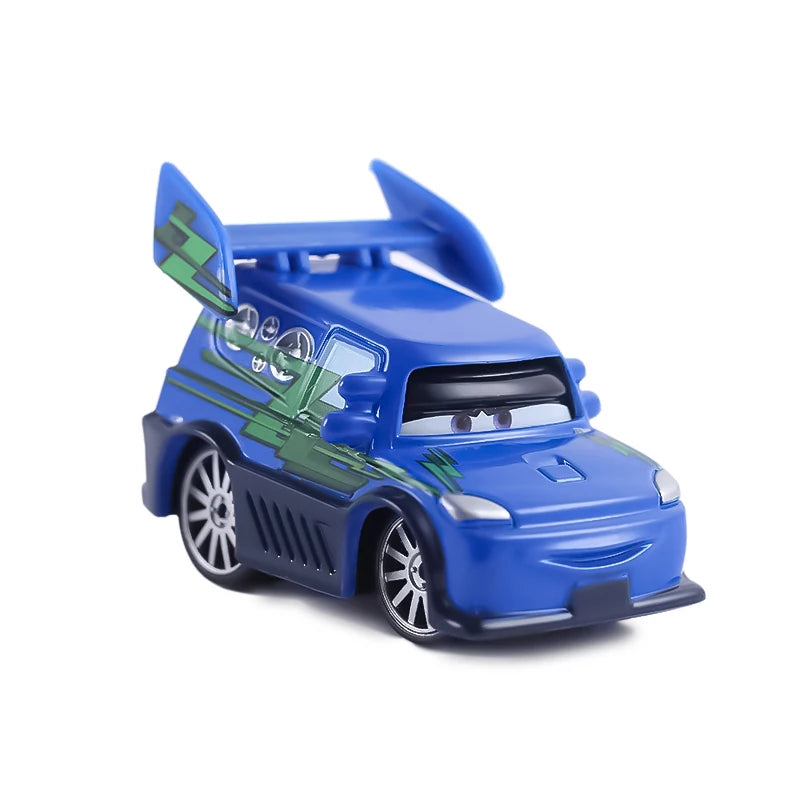 Cars Disney Pixar Lightning McQueen Golden Model Diecast Vehicle Metal Toy Car Kids