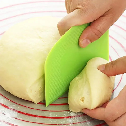 Plastic Dough Weight Cutter Cookie Fondant Bread Pizza Tools Spatula For Cakes