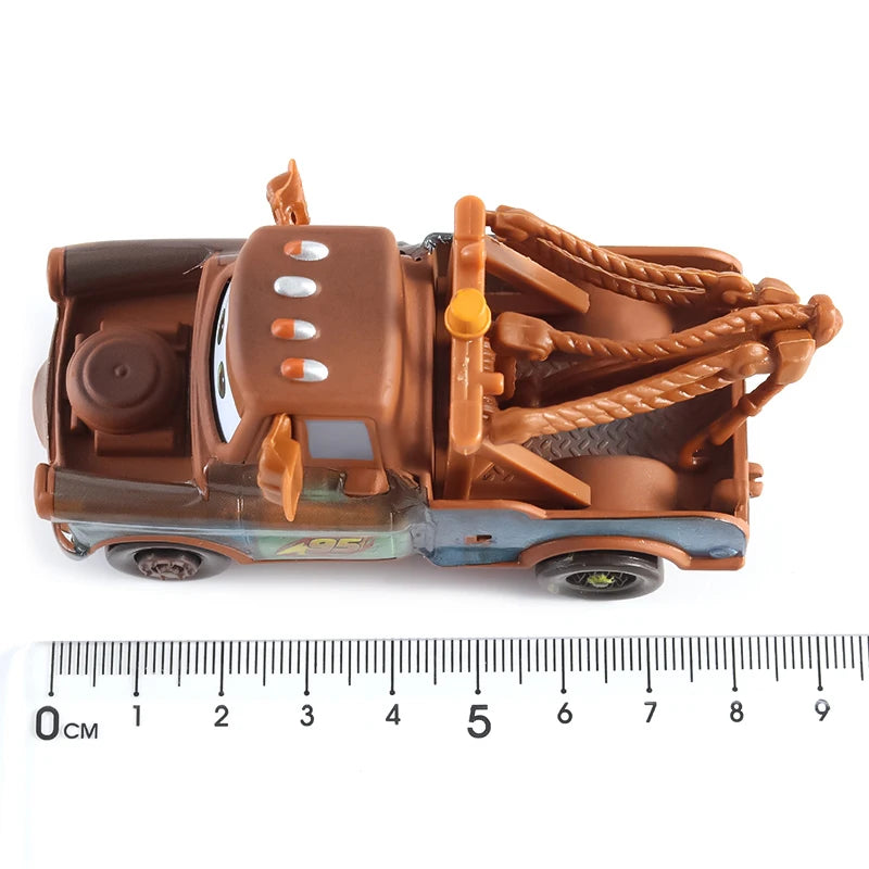 Cars Disney Pixar Lightning McQueen Golden Model Diecast Vehicle Metal Toy Car Kids