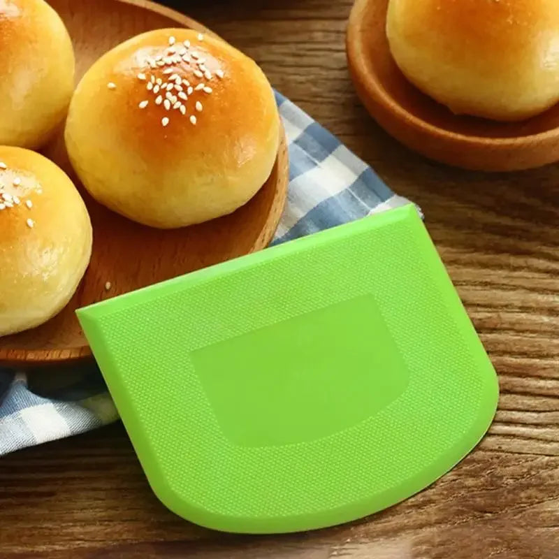 Plastic Dough Weight Cutter Cookie Fondant Bread Pizza Tools Spatula For Cakes