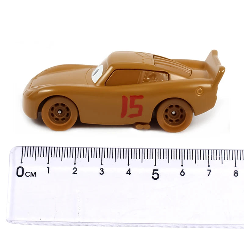 Cars Disney Pixar Lightning McQueen Golden Model Diecast Vehicle Metal Toy Car Kids